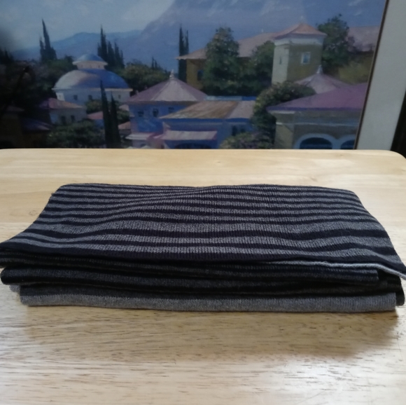 🌇🆕APT. 9 DESIGNER SCARF 10"×80"🛩🚂 - Picture 9 of 16